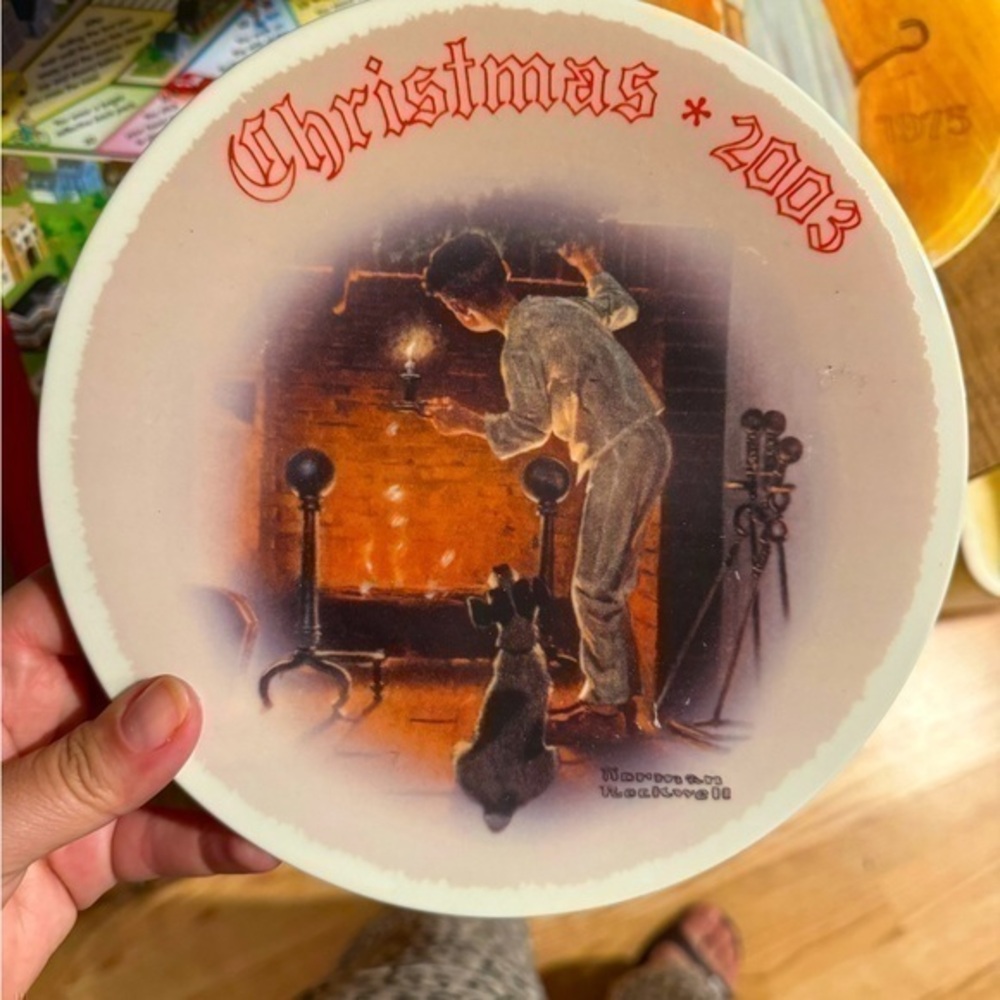 **Limited Edition Norman Rockwell Christmas Plate (2003)**